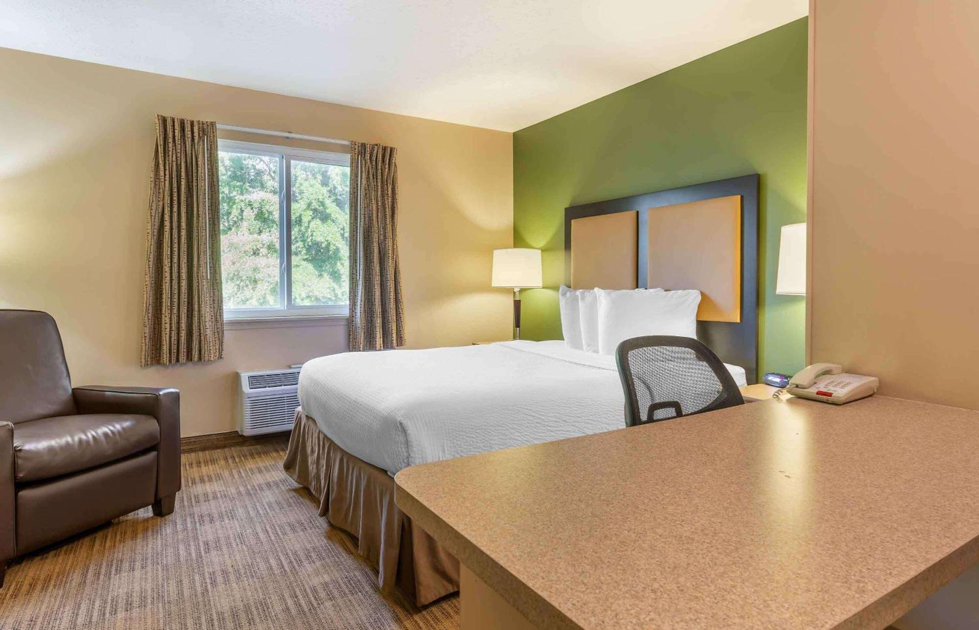Extended Stay America Suites - Cleveland - Great Northern Mall Норт-Олмстед Экстерьер фото
