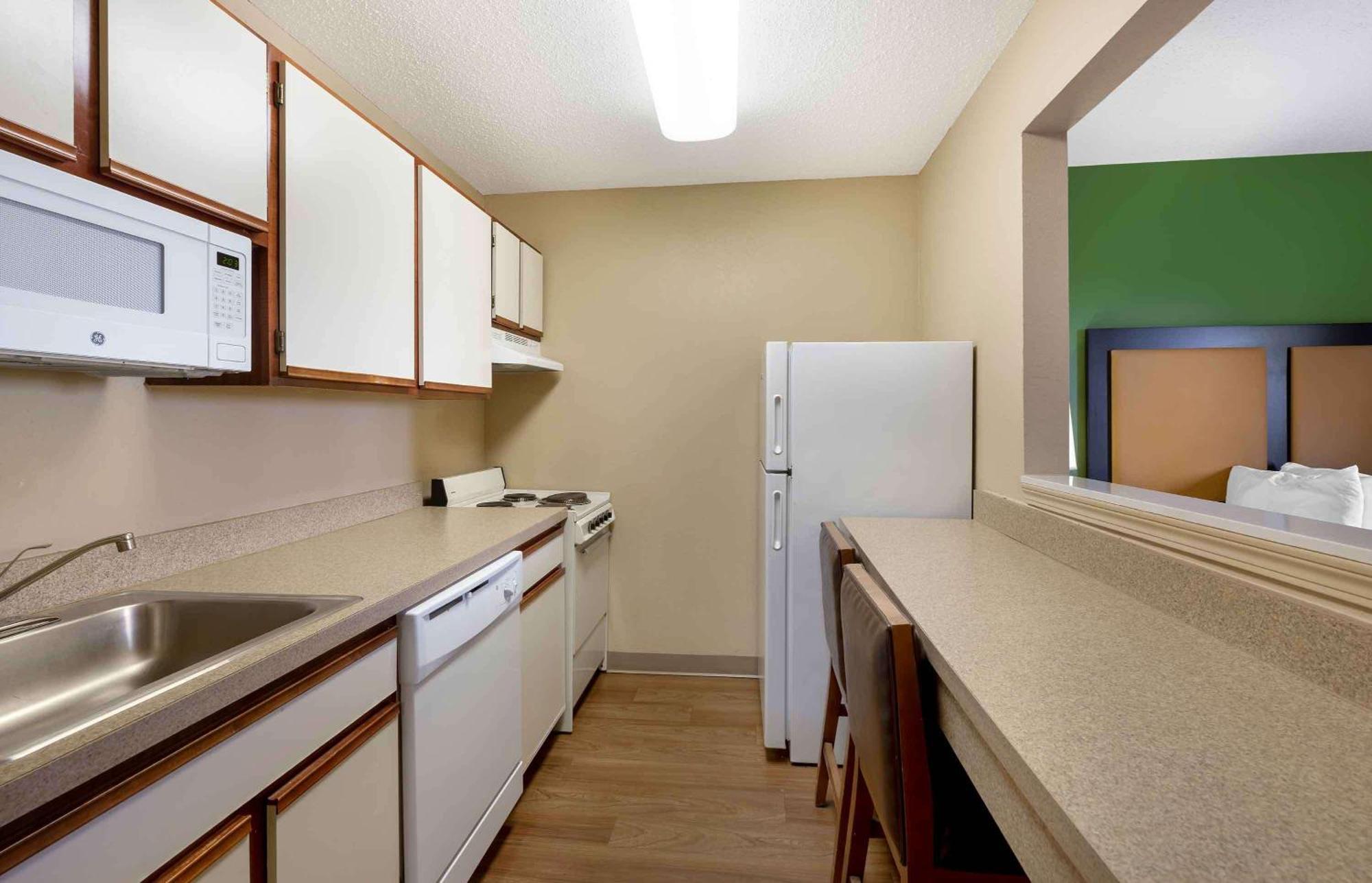 Extended Stay America Suites - Cleveland - Great Northern Mall Норт-Олмстед Экстерьер фото