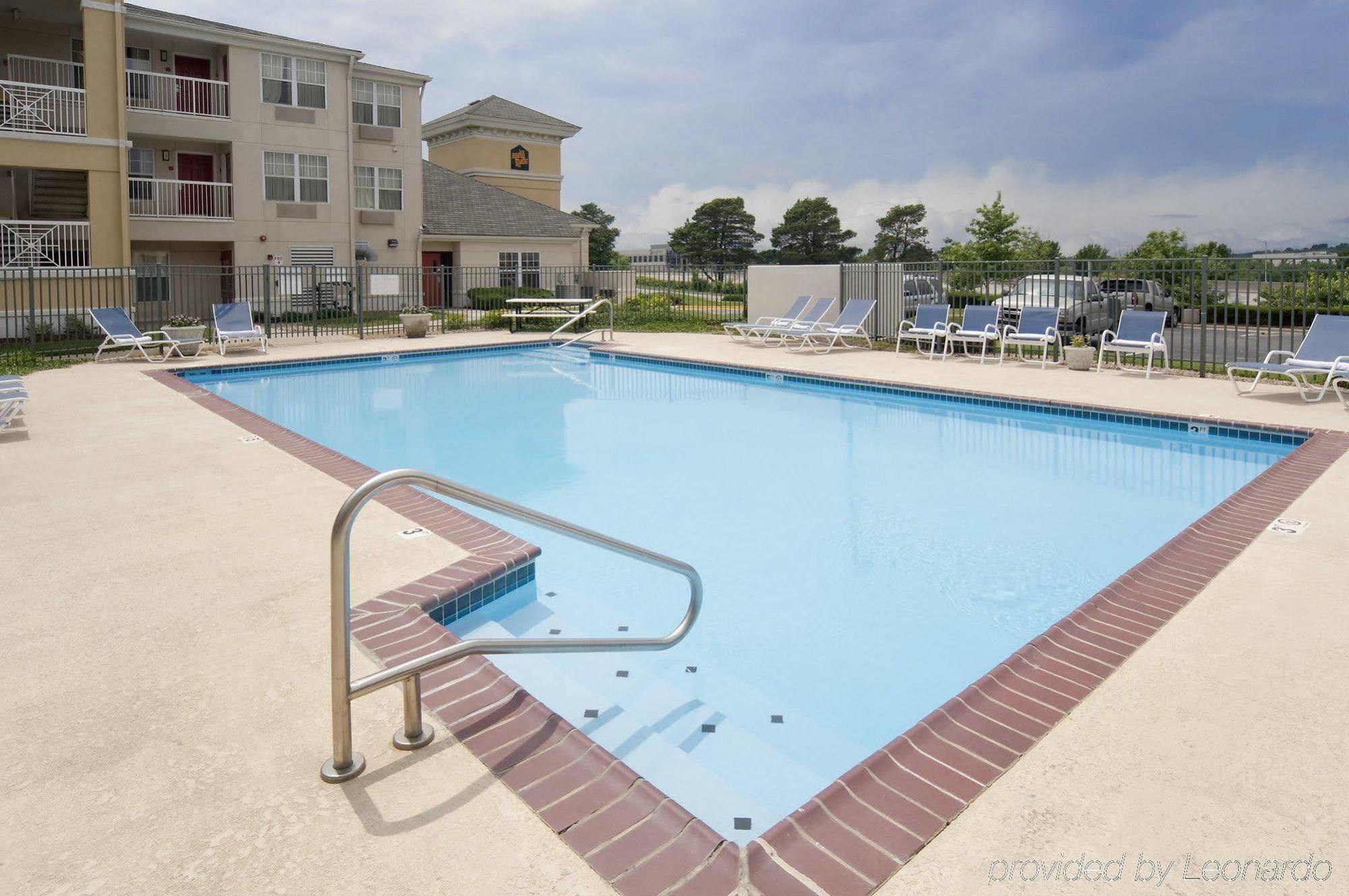 Extended Stay America Suites - Cleveland - Great Northern Mall Норт-Олмстед Экстерьер фото