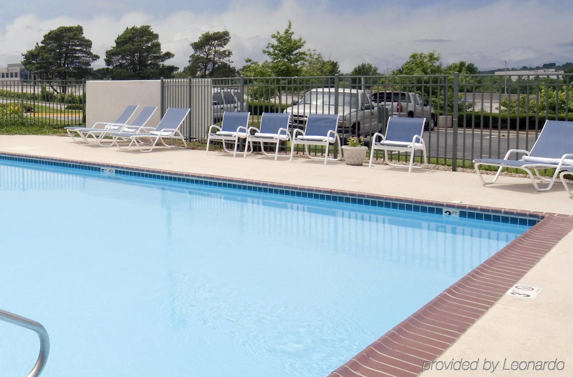 Extended Stay America Suites - Cleveland - Great Northern Mall Норт-Олмстед Экстерьер фото